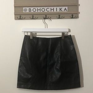 Faux leather Mini Skirt